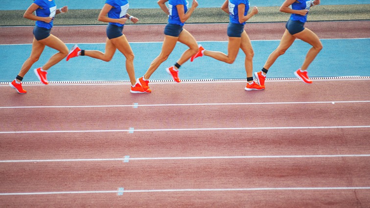 扑克高手为什么会弃牌（顶尖牌手为何选择弃牌）